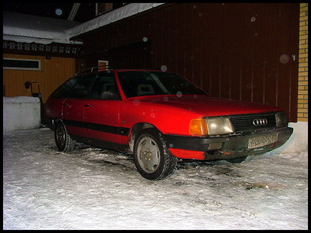 Audi 100