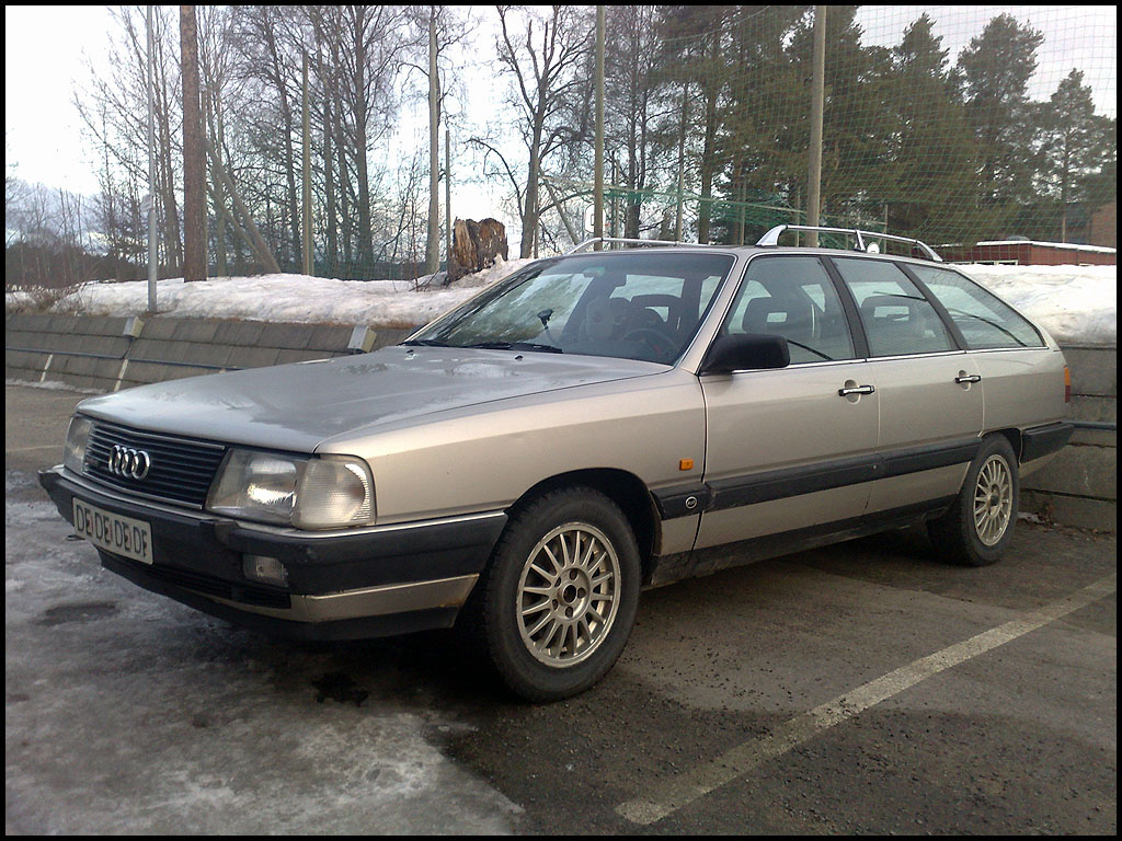 Audi 100