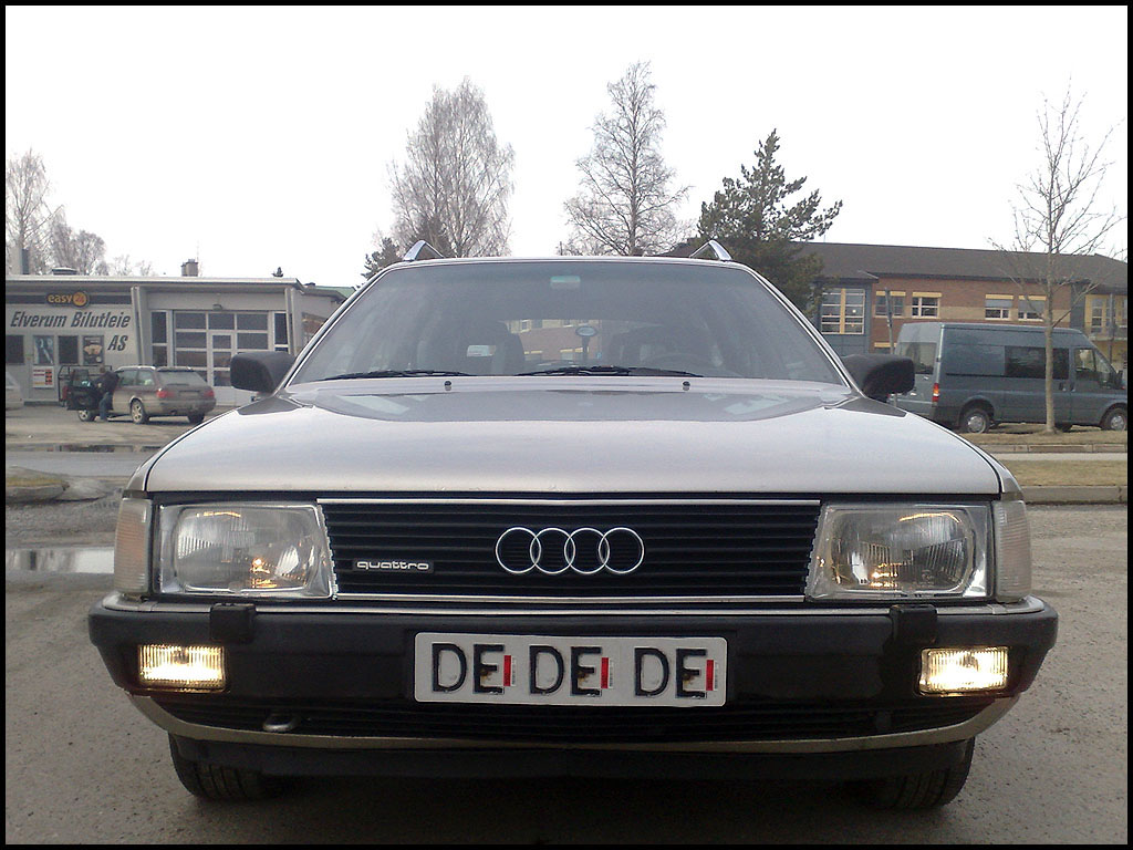 Audi 100