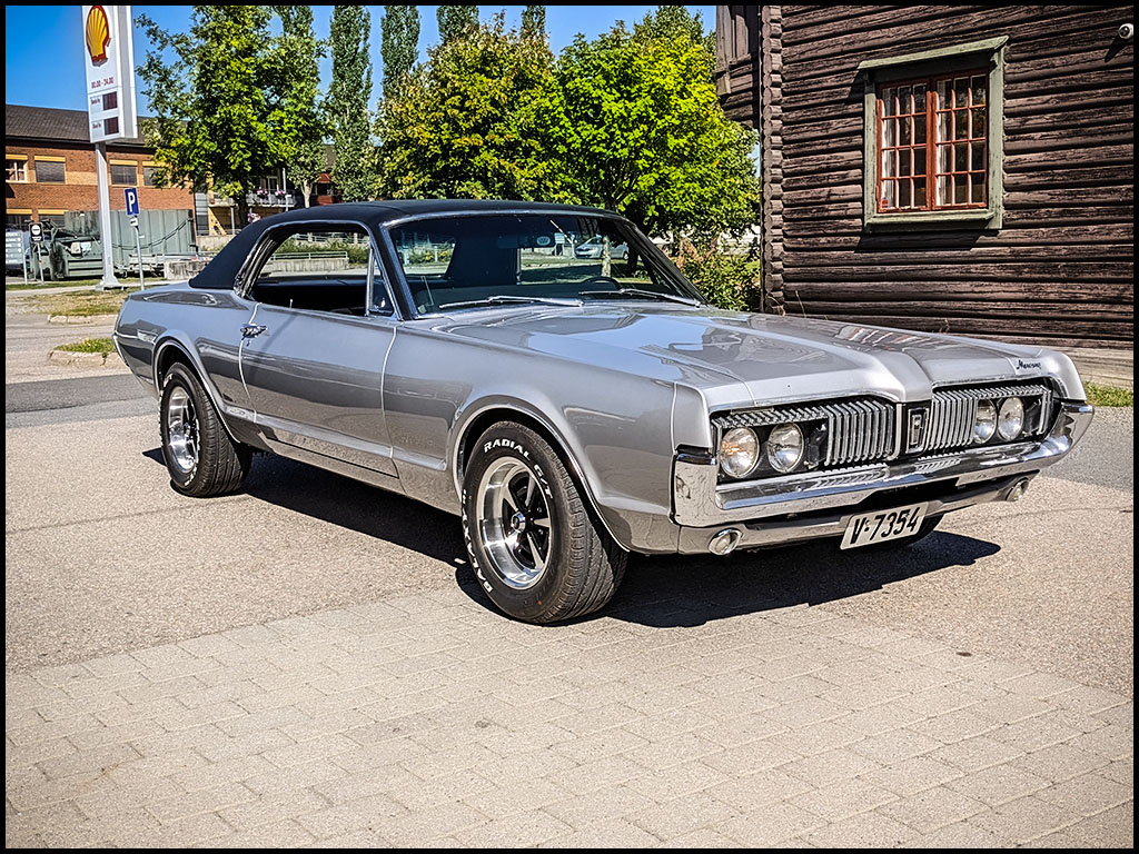Mercury Cougar