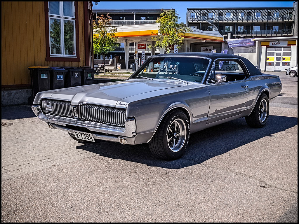 Mercury Cougar