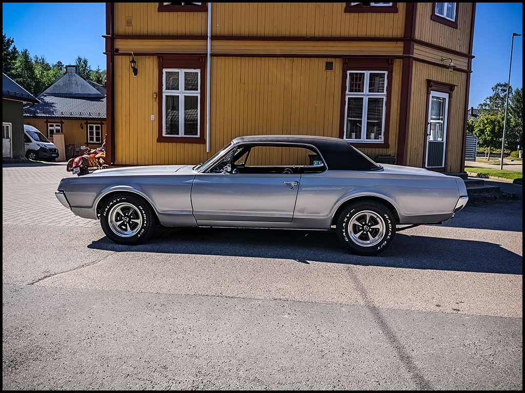 Mercury Cougar